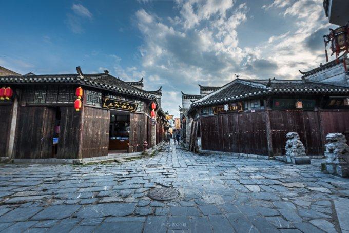 江西省分宜县发布暴雪橙色预警